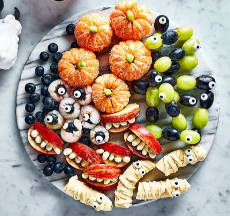 DECORATED FRUITPLATTER 